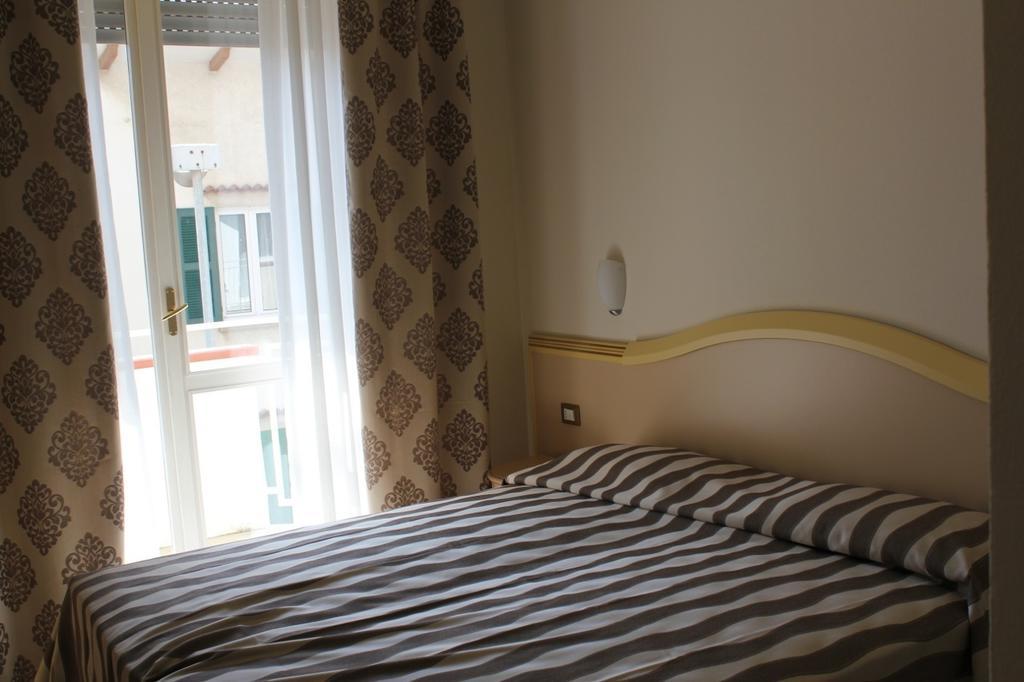 Hotel Marina Rímini Habitación foto